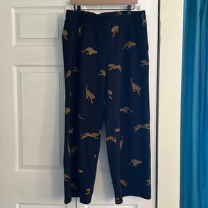Torrid Black Printed Leopards Fleece Wide Leg Sweatpants with pockets